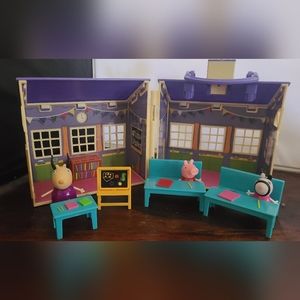 Peppa Pig Deluxe School House